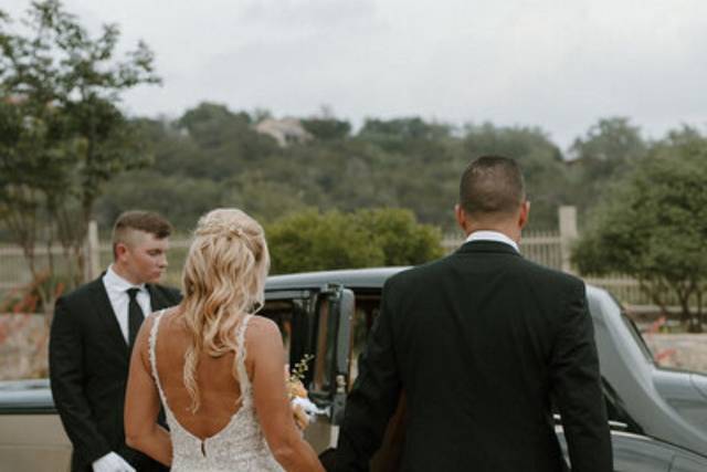 Chauffeured getaway service