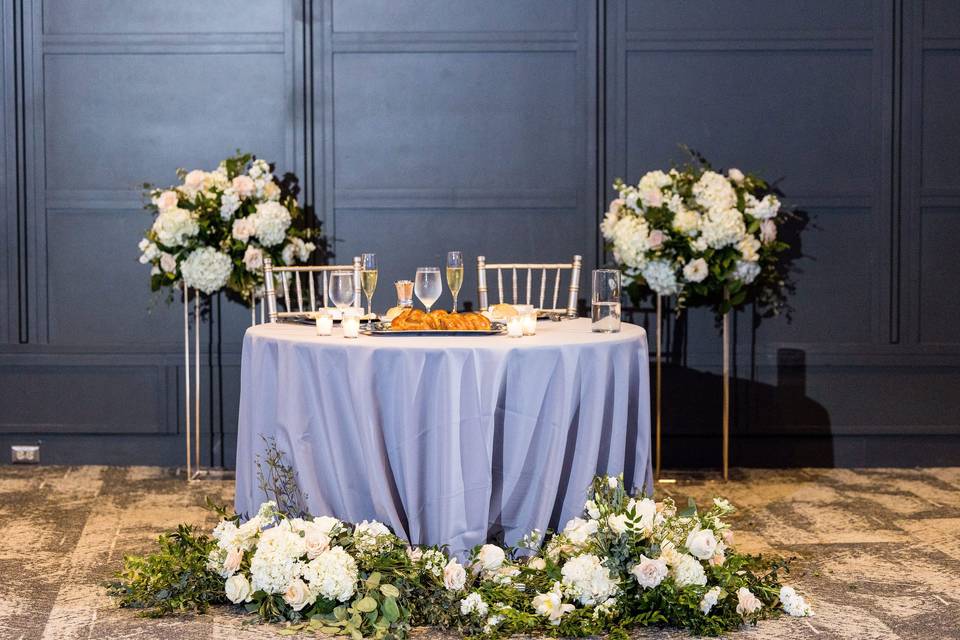 Sweetheart Table