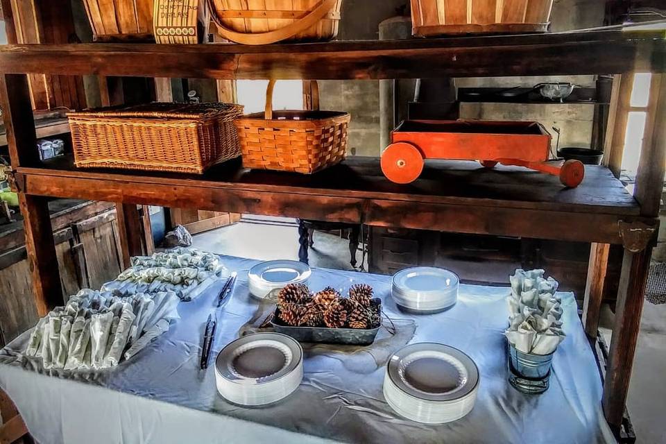 Antique kitchen set up