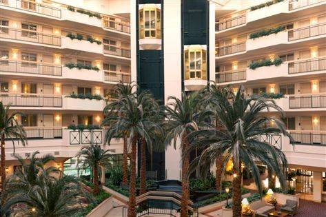 Embassy Suites Houston Near the Galleria