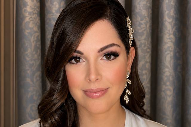 Soft glam bridal makeup wi