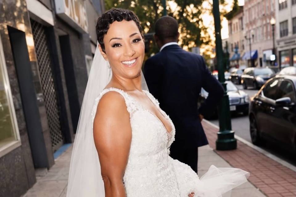 Romantic wedding-day makeu