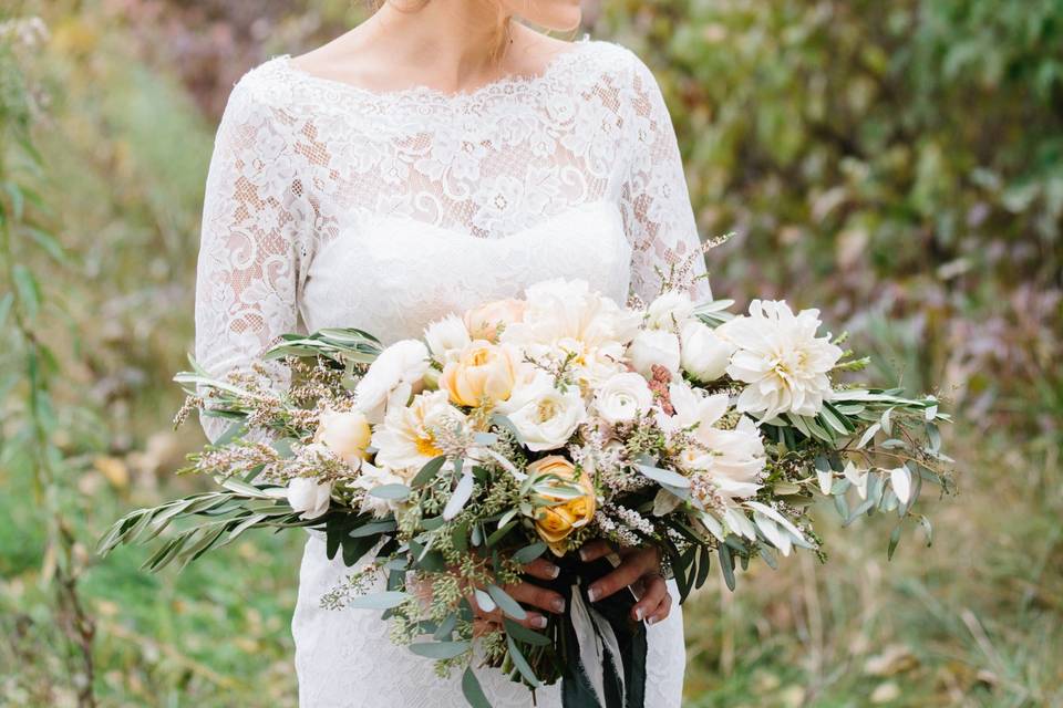 The bride with her bouquet