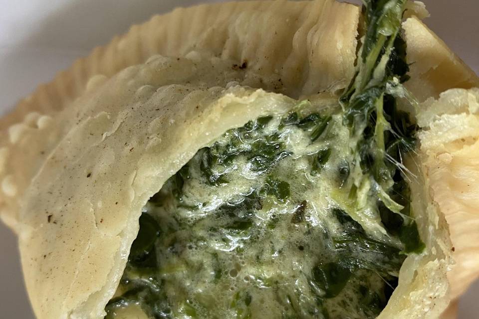 Spinach/Parmesan mini calzone