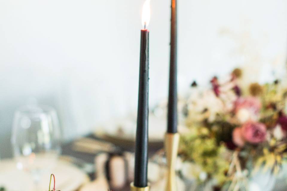 Black candlestick design