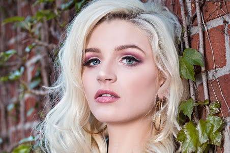 Photography:  James HurleyHair & Makeup:  Courtney McCormickModel:  Alexa Kissling
