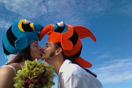 Kissing Fish Weddings