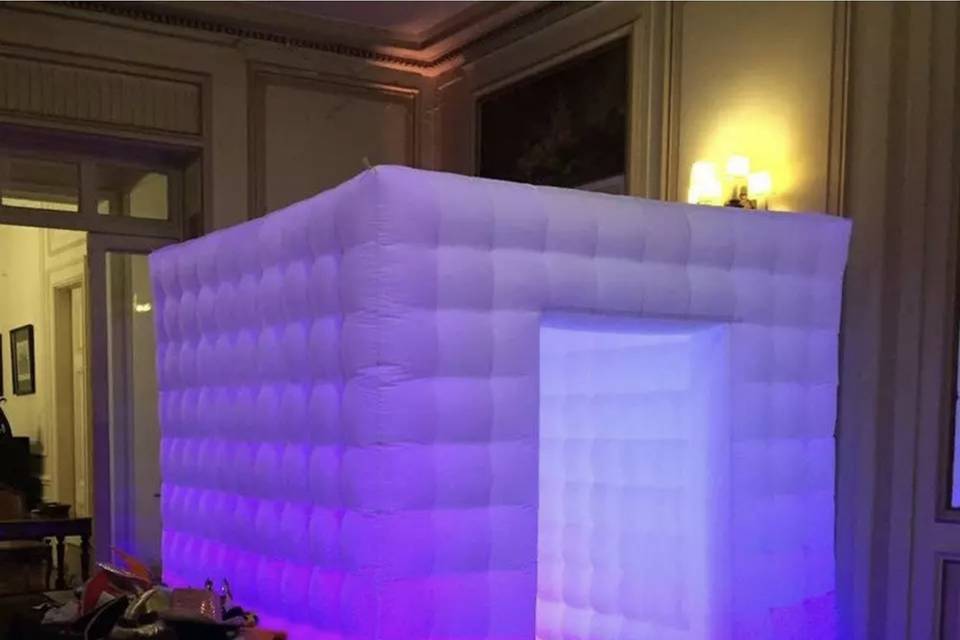 LED Glow Booth