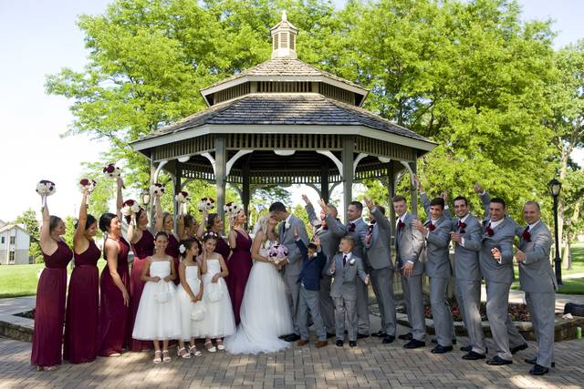 Bridal party video session