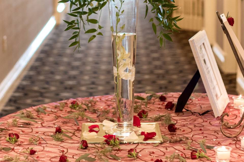 Tall centerpiece