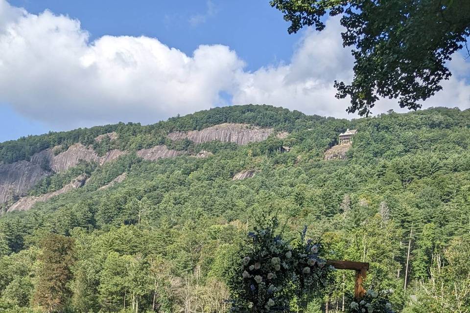 Gorgeous summer wedding in WNC