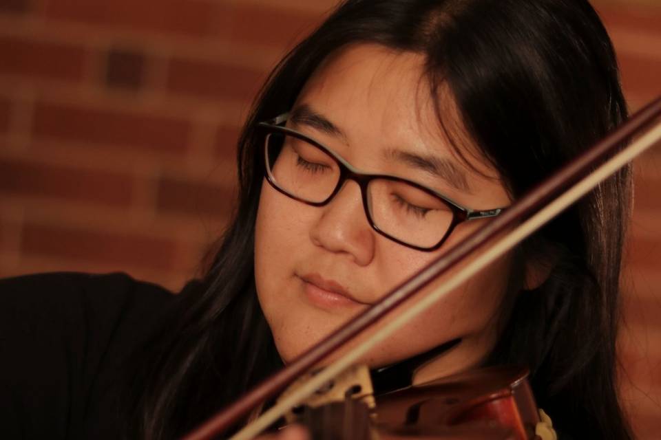 Mari Hashimoto, Violinist