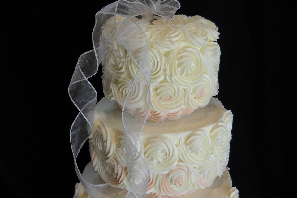 Cake with ribbon