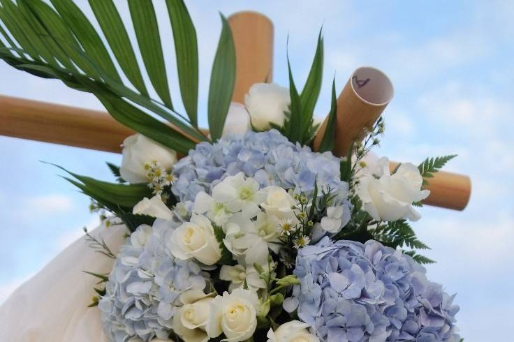 Flower arrangement