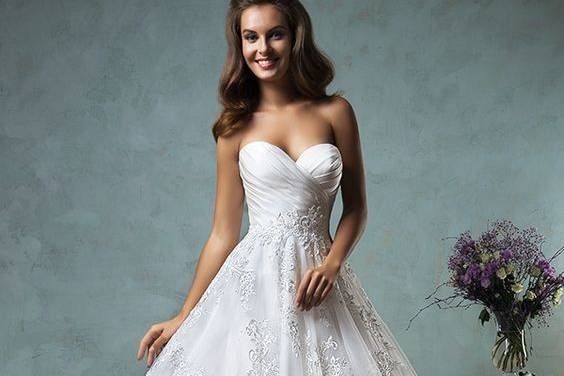 Lace wedding dress