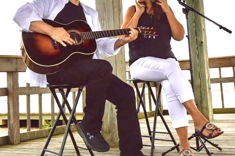 Acoustic duo