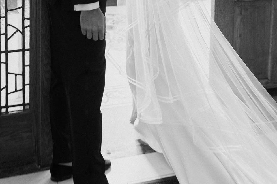 B&W Elegance