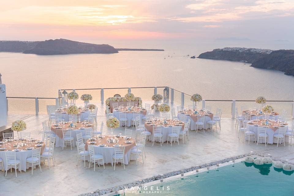 Outdoor reception - Photo: Vangelis Photography