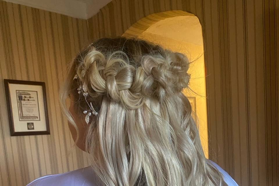 Bridal hair