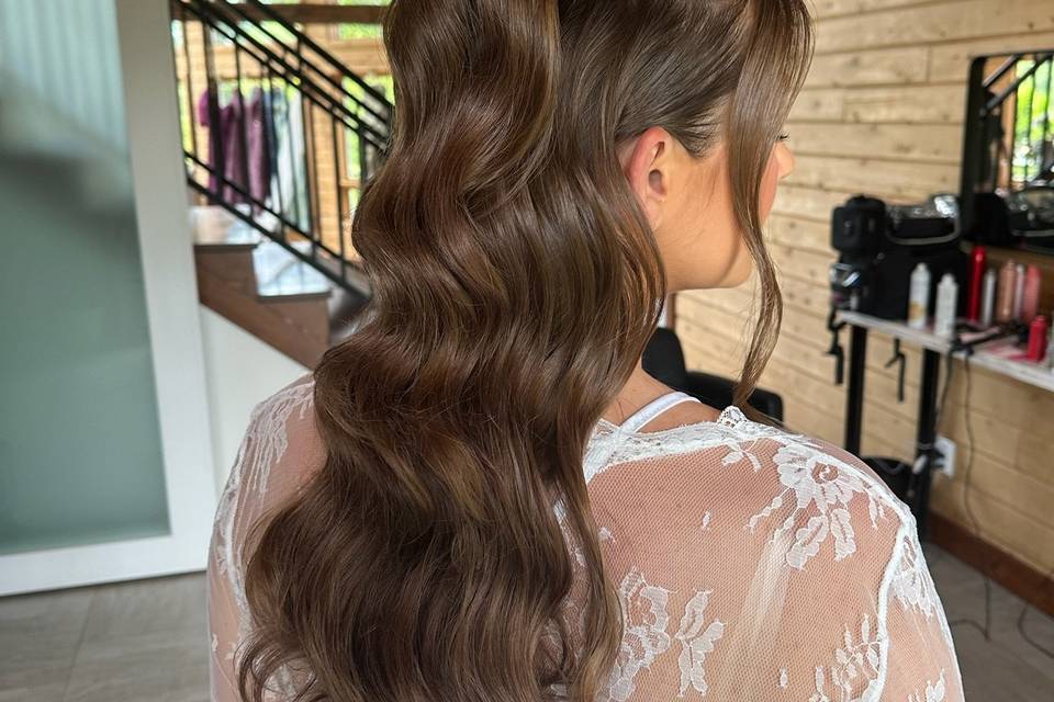 Bridal Half-Up Hairstyle