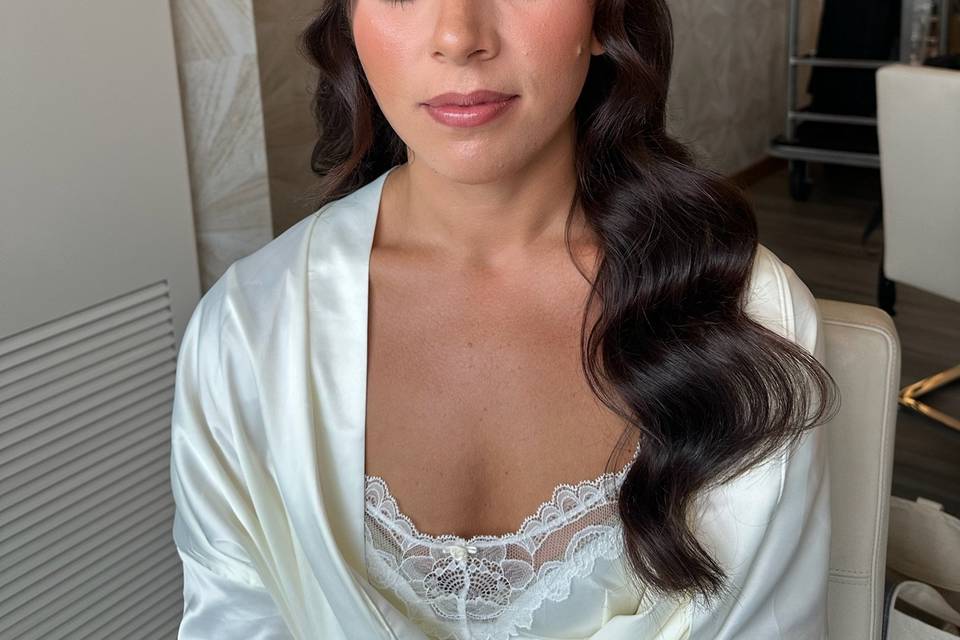Timeless Soft Glam
