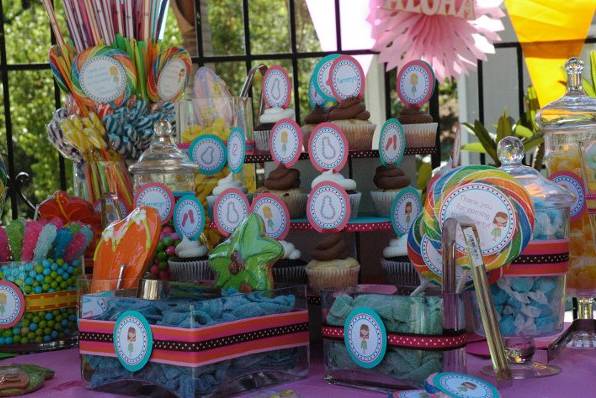 COUTURE CANDY SHOPPE CANDY BUFFET & DESSERT BARS