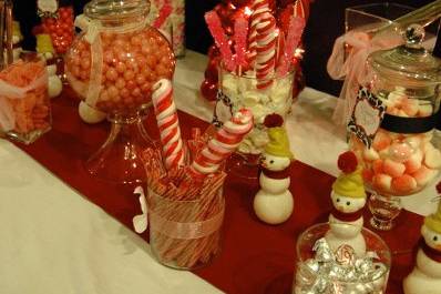 COUTURE CANDY SHOPPE CANDY BUFFET & DESSERT BARS