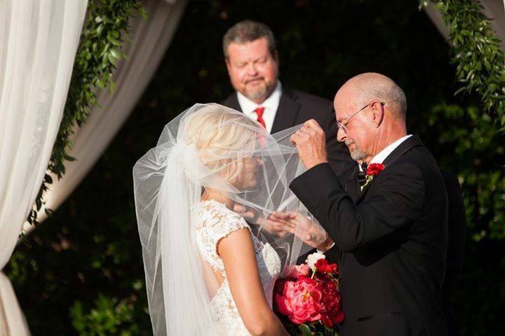 Chris Gray Wedding Officiant