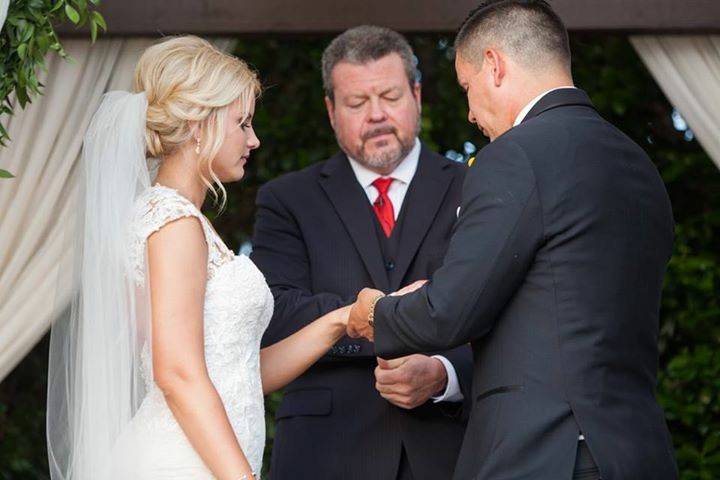 Chris Gray Wedding Officiant