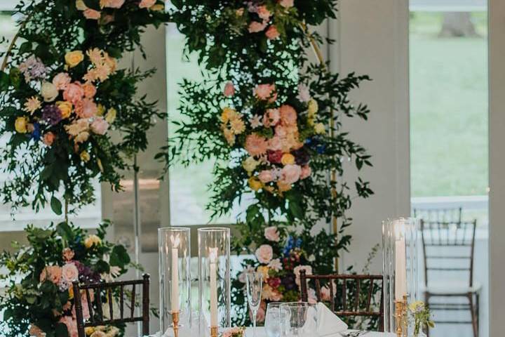 Repurposed arch to sweetheart