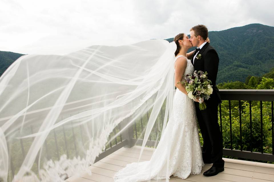 Golden Hour Elopements