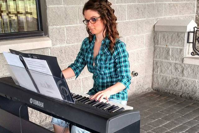 Playing al fresco