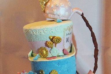 Alice in wonderland cake