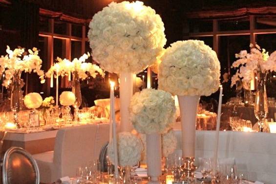 Florals by Carson Robert Event Designs, Inc.