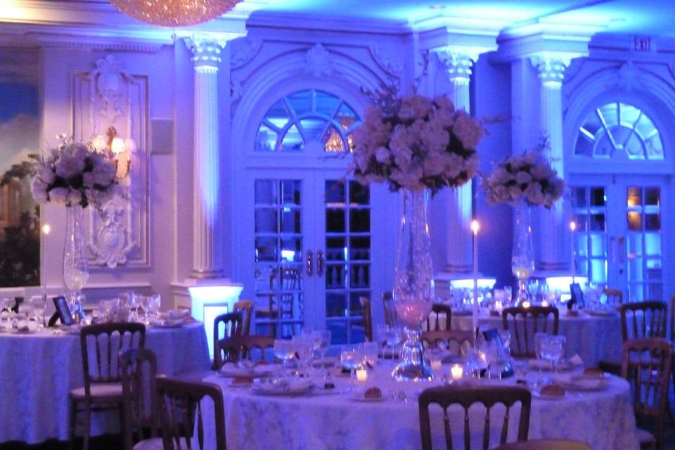 Florals by Carson Robert Event Designs, Inc.