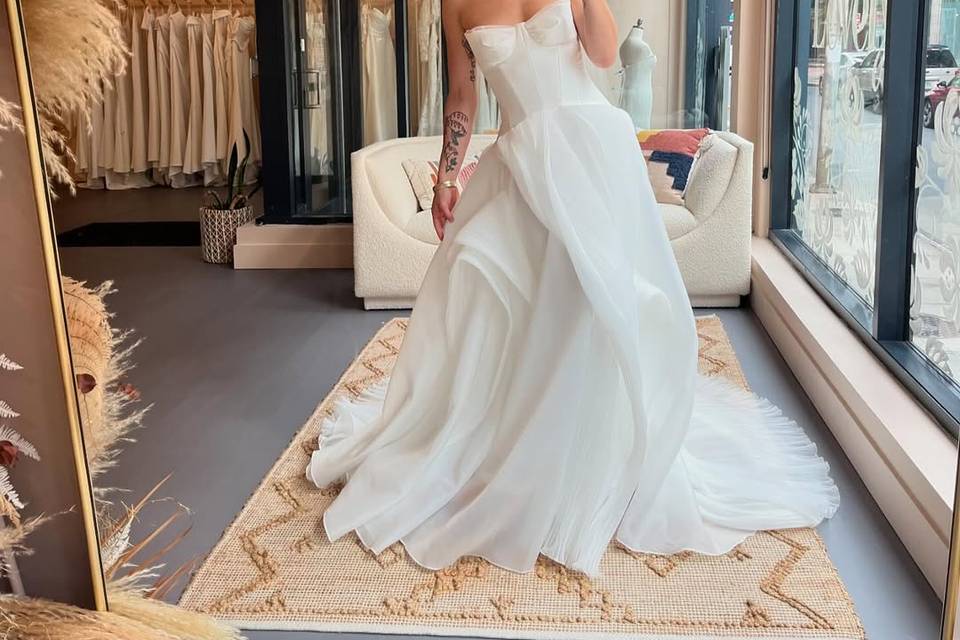 SAINT 'Salomé' gown