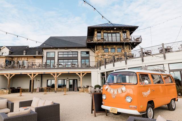 VW BUS Wedding Photo Booth