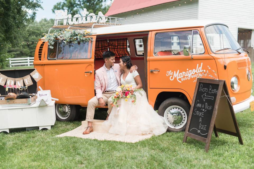 VW BUS Wedding Photo Booth