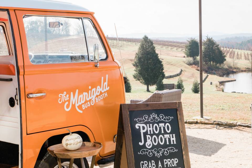 VW BUS Wedding Photo Booth