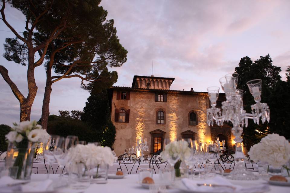 Outdoor wedding reception