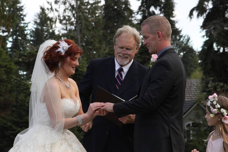 Lakefront wedding