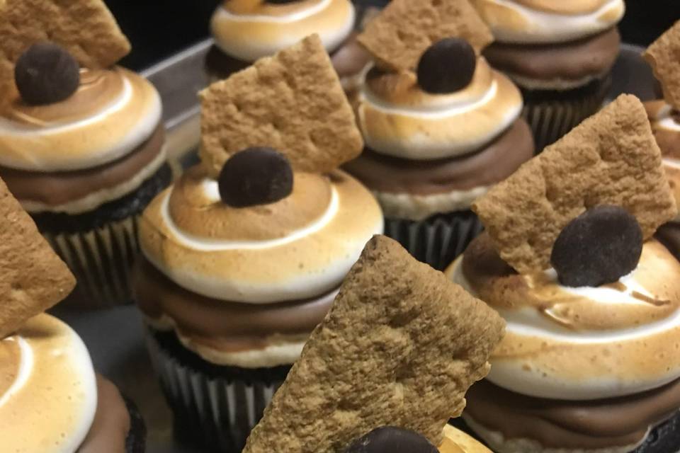 S'mores cupcake