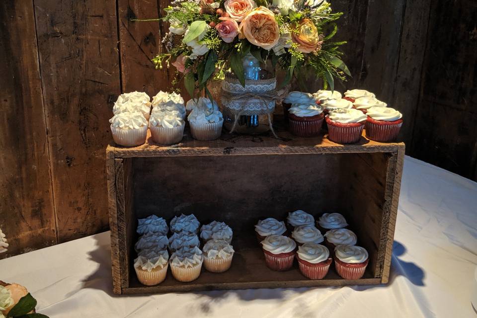 Rustic cupcakes