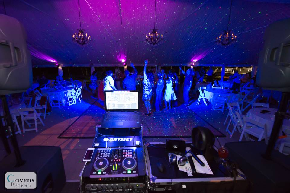 GLOW PARTY - Groove Machine Mobile DJ BEST in Portland & Vancouver