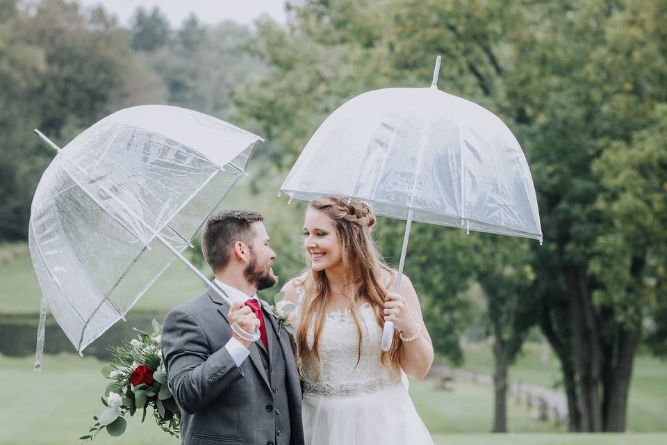 WI Rainy Fall Wedding