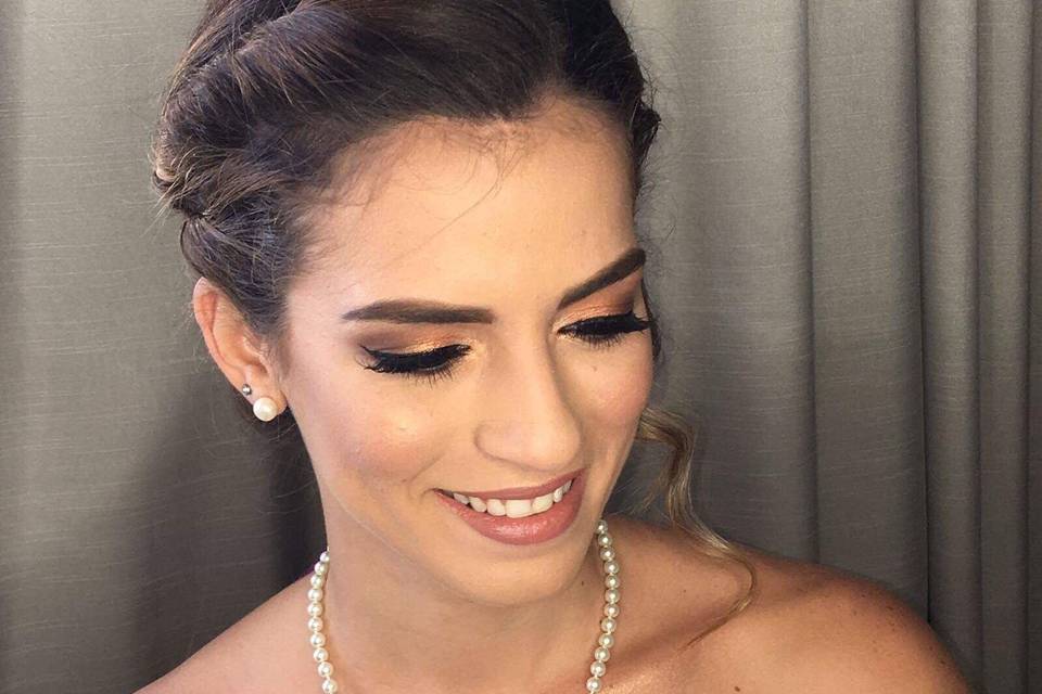 Bridal hair and makeup