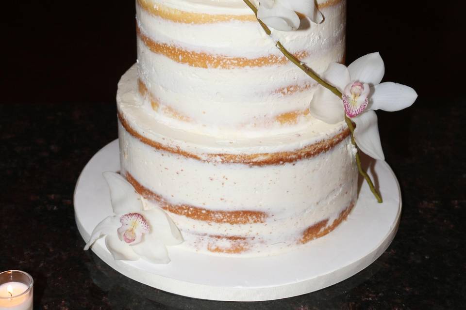 Naked wedding cake