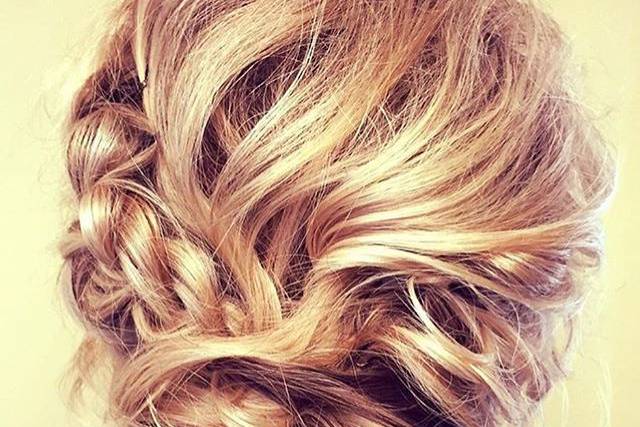 Hair By Simone Liston