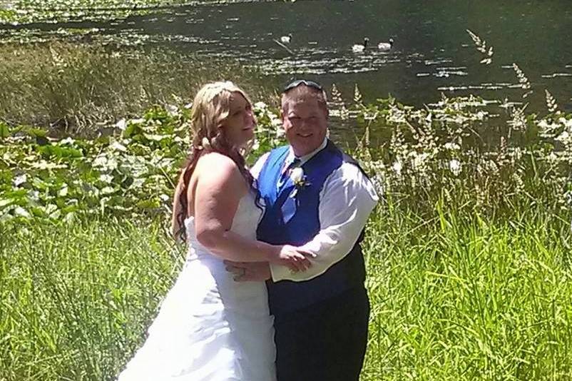 The bride holding a bouquet