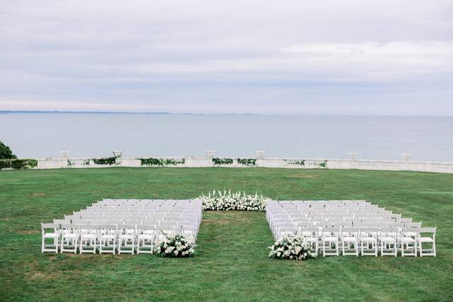Rosecliff ceremony